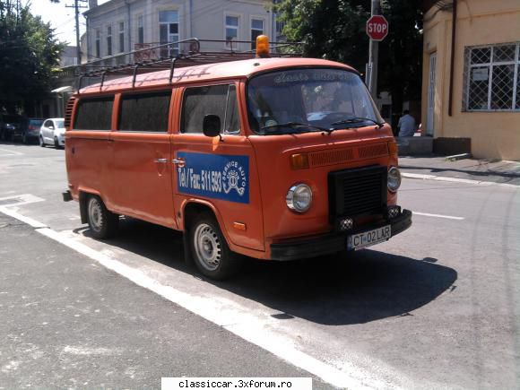 Mai sunt citeva masini vechi in Constanta care merita salvate! - un VW. Transporter - Am vazut prin Romania