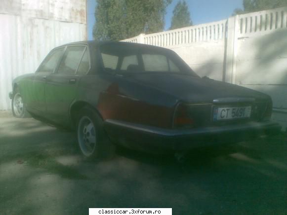 Mai sunt citeva masini vechi in Constanta care merita salvate! - Jaguar XJ6 Sovereign - Am vazut prin Romania