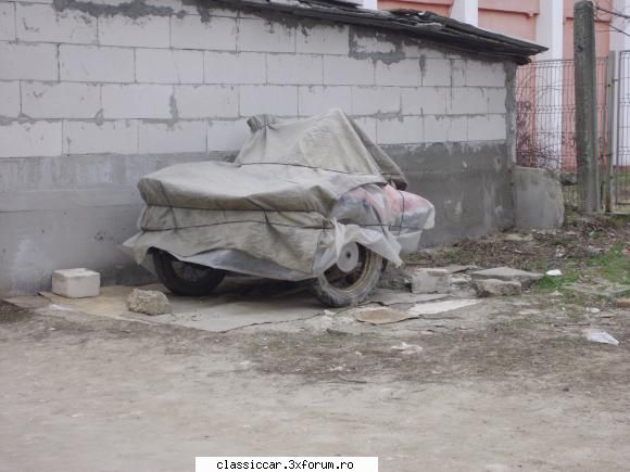 Mai sunt citeva masini vechi in Constanta care merita salvate! - motoreta cu atas - Am vazut prin Romania