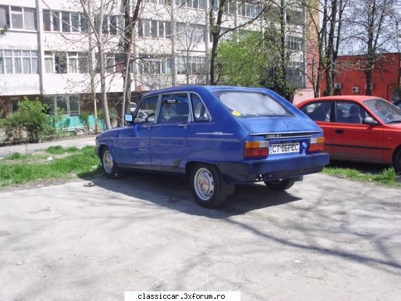 Mai sunt citeva masini vechi in Constanta care merita salvate! - renault r16 cu stopur - Am vazut prin Romania