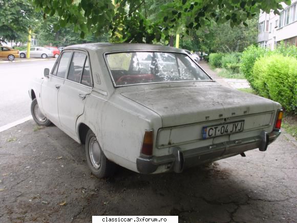 Mai sunt citeva masini vechi in Constanta care merita salvate! - un ford pe care il st - Am vazut prin Romania