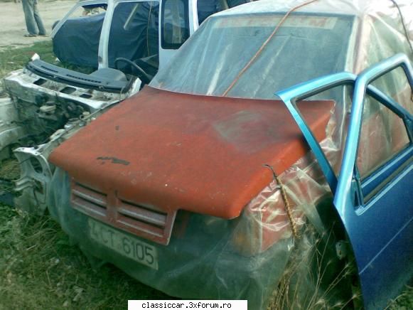 Mai sunt citeva masini vechi in Constanta care merita salvate! - vmarian - Am vazut prin Romania
