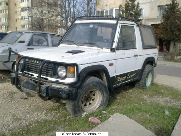 Mai sunt citeva masini vechi in Constanta care merita salvate! - mitsubishi pajero MK1 - Am vazut prin Romania