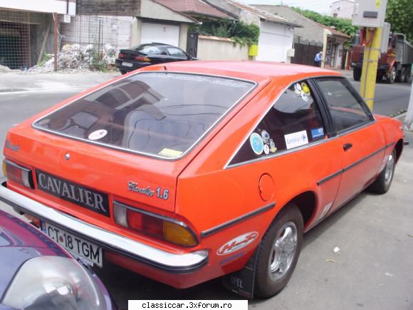 Mai sunt citeva masini vechi in Constanta care merita salvate! - Vauxhall Cavalier - Am vazut prin Romania
