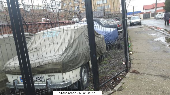 Mai sunt citeva masini vechi in Constanta care merita salvate! - Mai pu o poza cu cole - Am vazut prin Romania