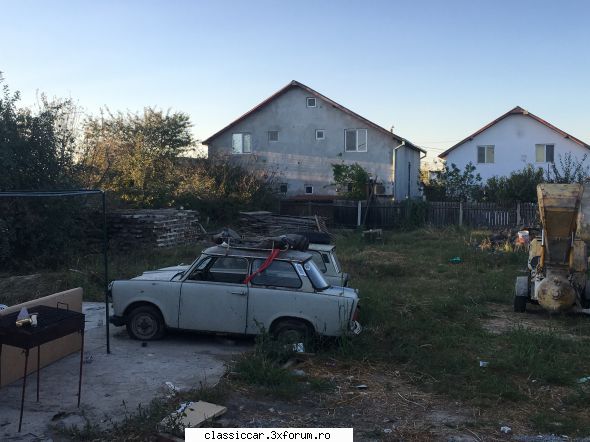 Mai sunt citeva masini vechi in Constanta care merita salvate! - 2 Trabanturi intr-o c - Am vazut prin Romania