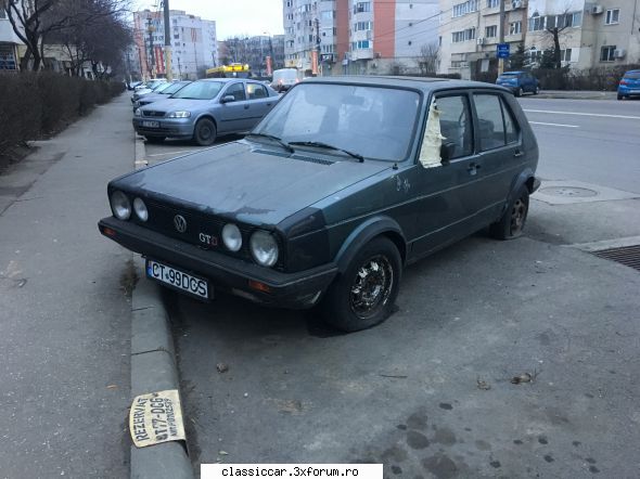 Mai sunt citeva masini vechi in Constanta care merita salvate! - Volkswagen Golf 1 - Am vazut prin Romania