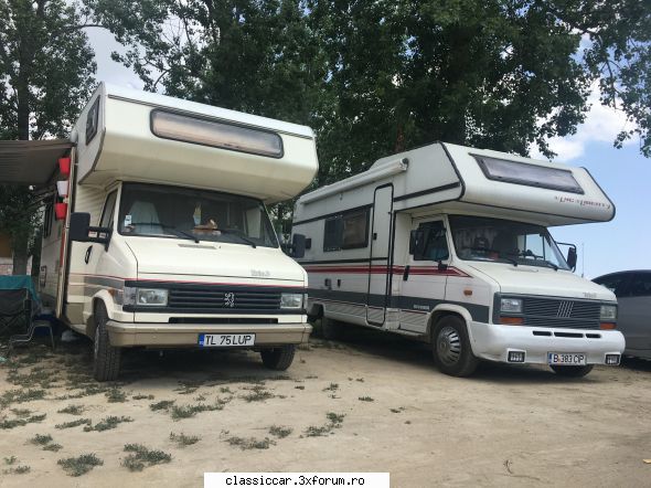 Mai sunt citeva masini vechi in Constanta care merita salvate! - 2 rulote frumoase - Am vazut prin Romania
