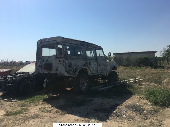 Mai sunt citeva masini vechi in Constanta care merita salvate! - Land Rover,in curs de - Am vazut prin Romania