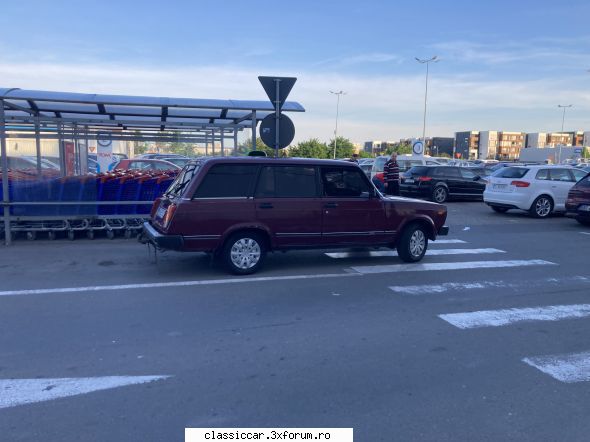 Mai sunt citeva masini vechi in Constanta care merita salvate! - Lada cu numere de Ucr - Am vazut prin Romania