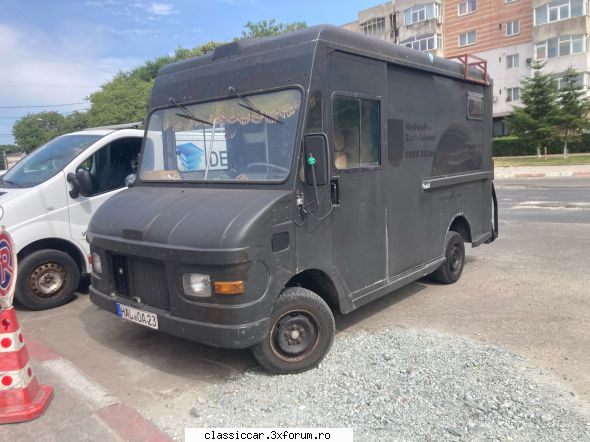 Mai sunt citeva masini vechi in Constanta care merita salvate! - turisti din Germania - Am vazut prin Romania