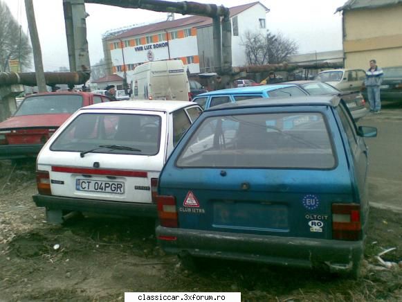 Mai sunt citeva masini vechi in Constanta care merita salvate! - azi am mai facut cite - Am vazut prin Romania