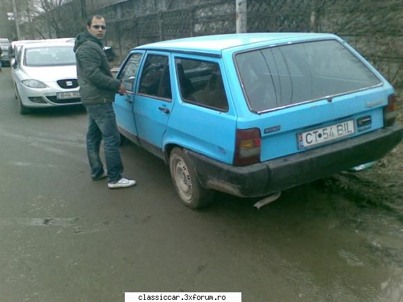 Mai sunt citeva masini vechi in Constanta care merita salvate! - vmarian - Am vazut prin Romania