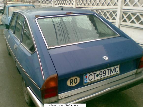 Mai sunt citeva masini vechi in Constanta care merita salvate! - chiar era o masina si - Am vazut prin Romania