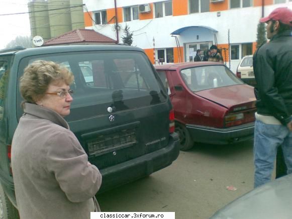 Mai sunt citeva masini vechi in Constanta care merita salvate! - vmarian - Am vazut prin Romania
