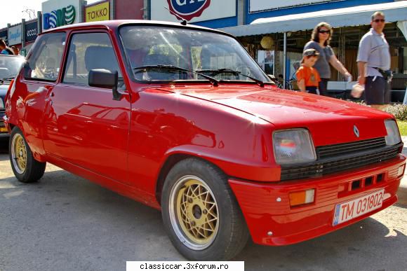Masina mea Renault 5 GTL 1100 cmc 1984 - o poza reusita de la intalnirea din Cluj - Prezentare masini