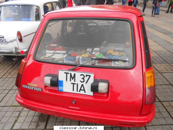 Masina mea Renault 5 GTL 1100 cmc 1984 - Inca o poza de la Retroparada Toamnei cu comoara - Prezentare masini