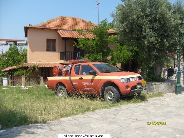 Masini de pompieri - Asta am gasit-o pe o insula din - Coltul camionagiului si tractoristului oldtimerist