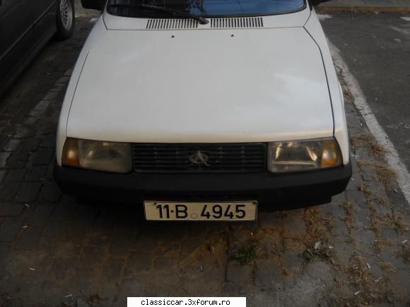 Masini vechi surprinse in Bucuresti - daca va era dor de un oltcit special cu doi - Vanatoarea de epave