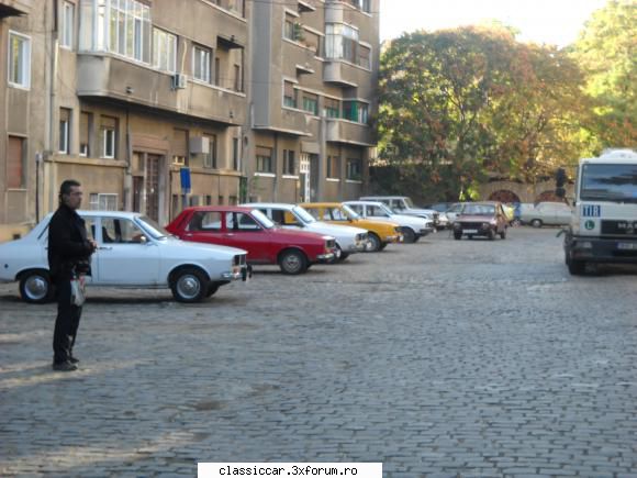 Masini vechi surprinse in Bucuresti - din pacate ,cred ca niciodata in bucuresti nu va - Vanatoarea de epave