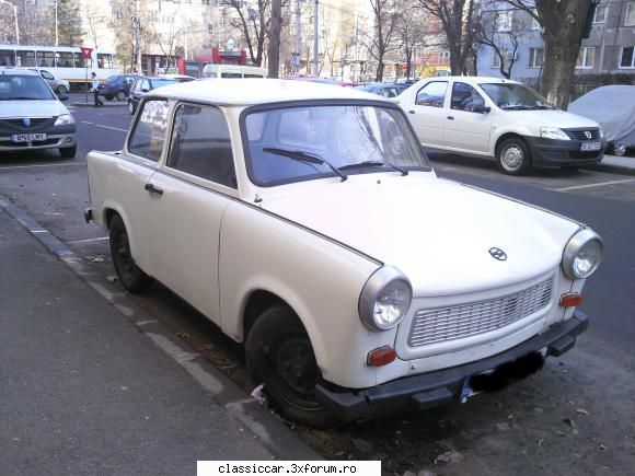 Masini vechi surprinse in Bucuresti - trabantul circula pentru ca in locul lui este de - Vanatoarea de epave