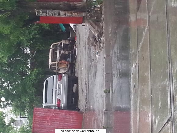 Masini vechi surprinse in Bucuresti - Pare /moscovici - Vanatoarea de epave