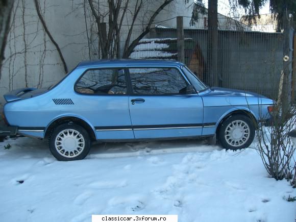 Masini vechi vazute in zona targului de vechituri cluj - SAAB-ul 99 nu mai este - Am vazut prin Cluj-Napoca