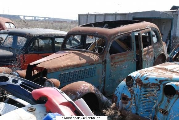 Masinile de la Gara Catelu - Ford Eifel Atat pentru azi mai postez si maine sa - Am vazut prin Romania