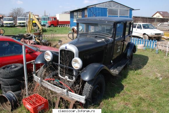 Masinile de la Gara Catelu - O masina intr-o stare mai buna - Am vazut prin Romania