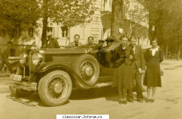 Masinile noastre in carti postale, vederi, poze de familie - 1930 Nash Eight Touring de - File de istorie