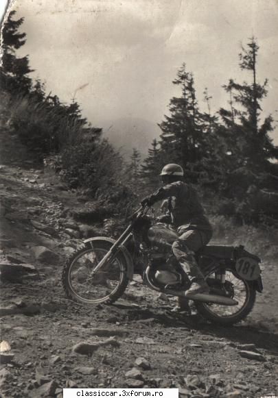 Masinile noastre in carti postale, vederi, poze de familie - Un enduro de prin anii '60 - File de istorie
