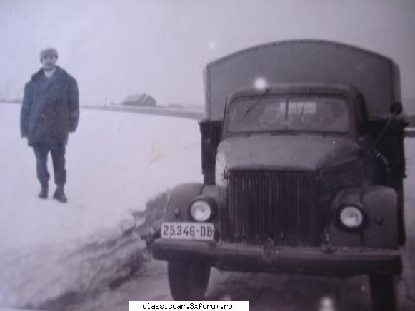 Masinile noastre in carti postale, vederi, poze de familie - aceeas masina,cu prelata - File de istorie