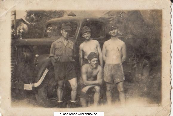 Masinile noastre in carti postale, vederi, poze de familie - Amintire de pe front 4.aug - File de istorie