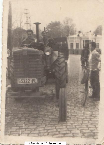 Masinile noastre in carti postale, vederi, poze de familie - db85amd - File de istorie