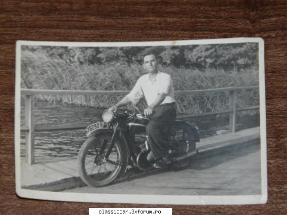 Masinile noastre in carti postale, vederi, poze de familie - catalin7070 - File de istorie