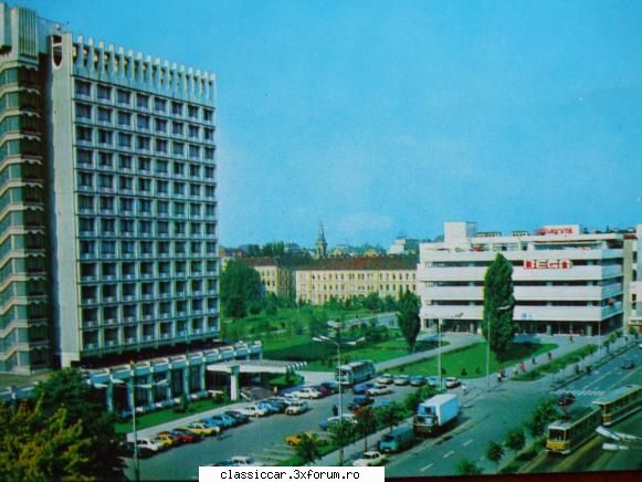 Masinile noastre in carti postale, vederi, poze de familie - hotel continental si magazinul - File de istorie