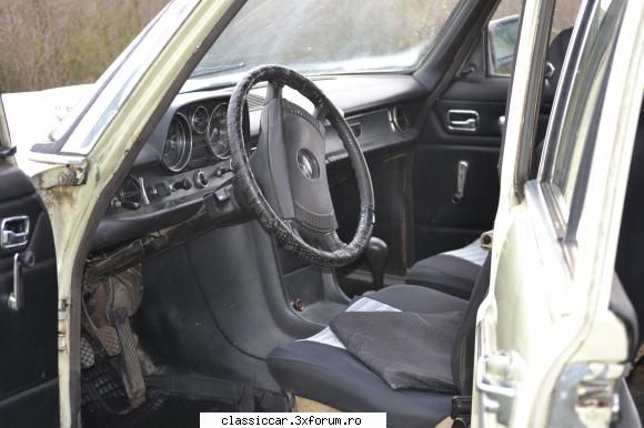 Mercedes-Benz w115 Vestitul "bot de cal" - Era frumos daca avea volanul acela mai vechi - Prezentare masini
