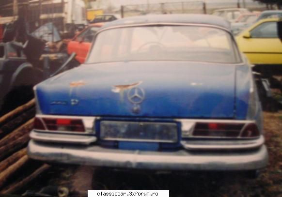 Mercedes Fintail - Era un parc auto destul de mare, cu vateva masini - Rust In Peace