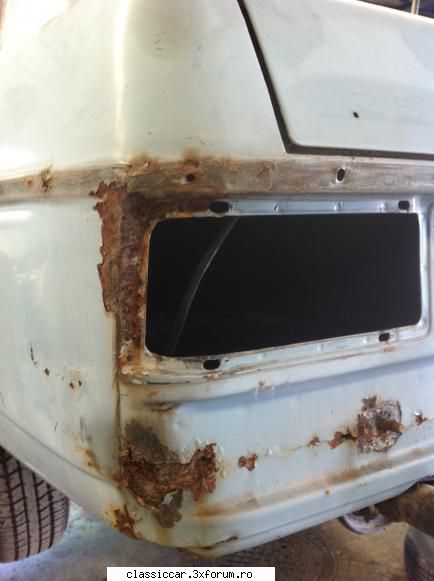 Mercedes W , BMW 525 E12 si altele - Rugina pe panoul din spate - Prezentare masini
