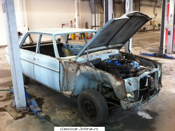 Mercedes W , BMW 525 E12 si altele - Demontata toata si pregatita pentru a se lucra la - Prezentare masini