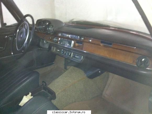 Mercedes W , BMW 525 E12 si altele - Interiorul se prezinta intr-o stare foarte buna - Prezentare masini
