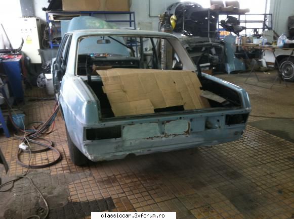 Mercedes W , BMW 525 E12 si altele - Si cateva poze cu cele doua Mercedesuri. :D - Prezentare masini