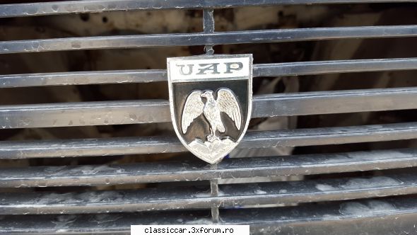 Mercedes W , BMW 525 E12 si altele - Emblema e in stare aproape noua - Prezentare masini