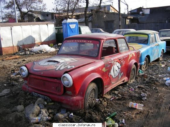 Mercedes ,Wartburg si....cum se numesc ele - intr-un morman de gunoi,Bucuresti,ferentari - Vanatoarea de epave