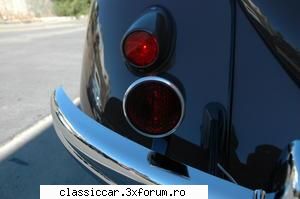 Mindent a motorokrol. - Sz�pen mutat a pici kivitelez�s� stopl�mpa is - Hungarian corner
