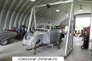 Mindent a motorokrol. - K�t m�helybeli k�pet tudok m�g mutatni a - Hungarian corner