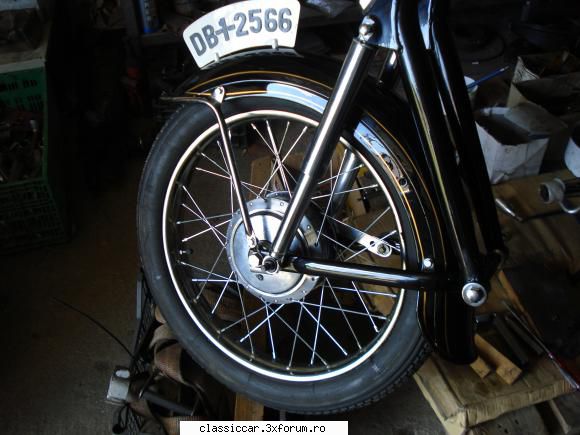 Mobra 50 - de fapt iti lipseste suspensia fat� cu - Prezentare motociclete, motorete si biciclete de colectie