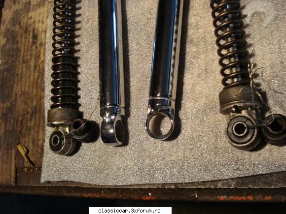 Mobra - remontare telescoape (amortizoare fat� ) - Prezentare motociclete, motorete si biciclete de colectie