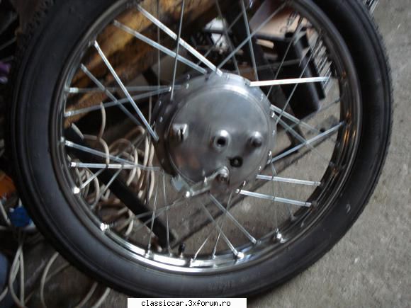 Mobra - montarea de prob� in butuc - Prezentare motociclete, motorete si biciclete de colectie