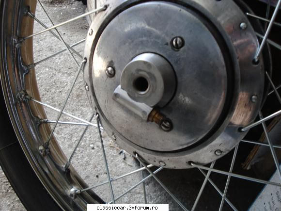 Mobra - scuze mptr postarea dubl� - Prezentare motociclete, motorete si biciclete de colectie